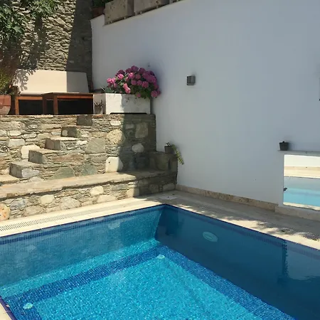 Ionia House Holiday home