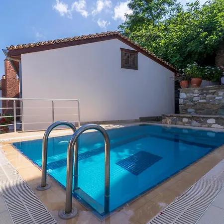 Сasa de vacaciones Ionia House