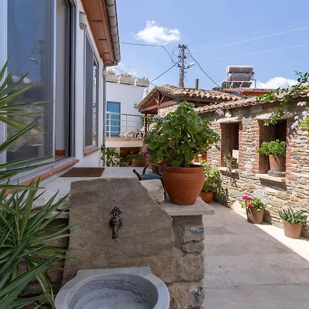 Dom wakacyjny Ionia House