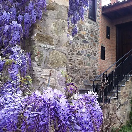 Ionia House
